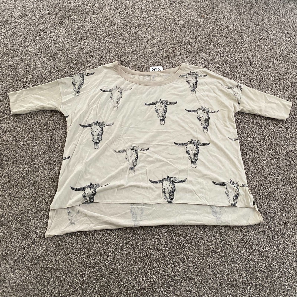 Chaser Women's Bull T-shirt - M
